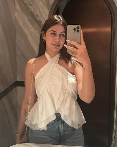 Call Girl Khairagarh