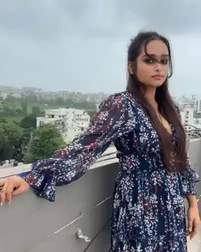 Khairagarh Escorts